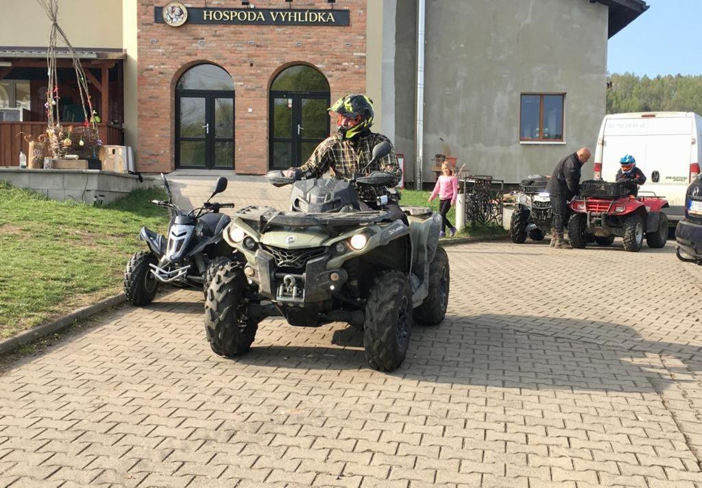 Pension Vyhlídka Klášterec nad Ohří Exterior foto